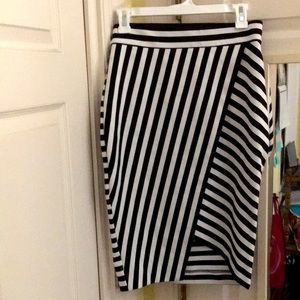 Black and white, Express midi high waisted skirt